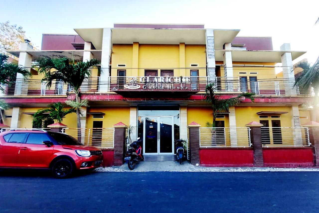 Spot On 3605 Clarichie Guest House Kupang  Exterior foto